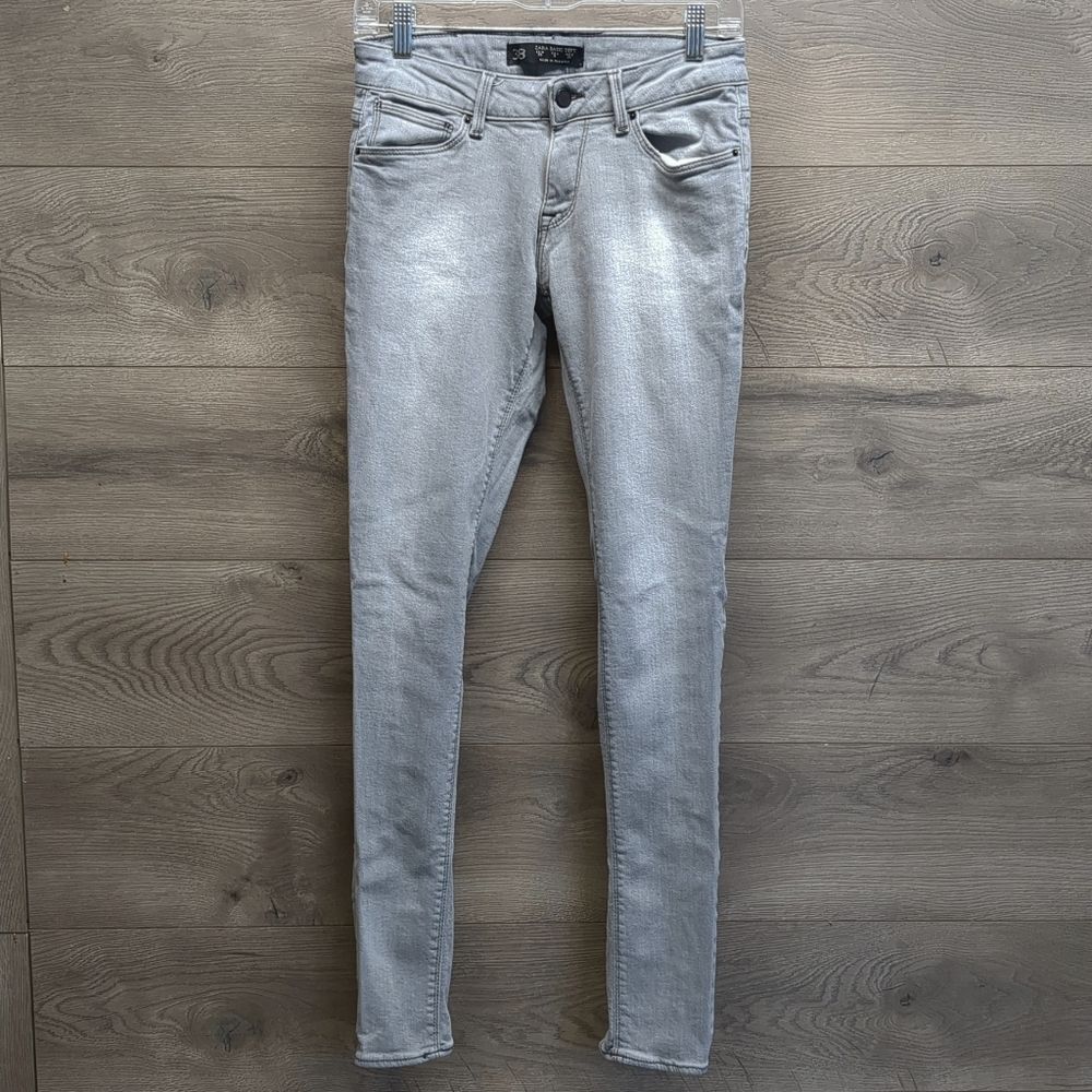 Zara Low Rise Gray Stretch Skinny Jeans Women's Regular Size 6